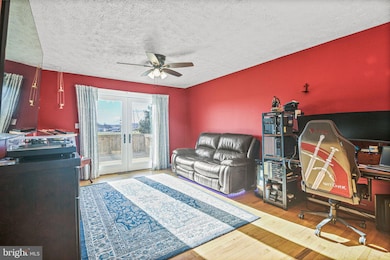 601 Sherry Dr, Sykesville, MD 21784 - photo 6