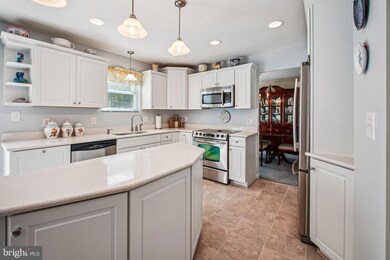 8113 Callo Ln, Rosedale, MD 21237 - photo 7