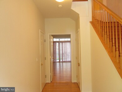 9107 Ayden Ln, Lorton, VA 22079 - photo 2