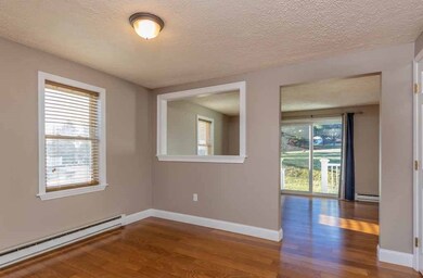 51 Olde Colonial Dr unit 10-1, Gardner, MA 01440 - photo 3