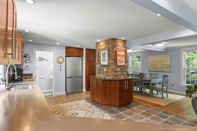 16 Greentree Ln, Byfield, MA 01922 - photo 5