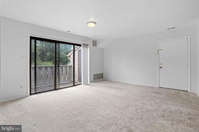 2010 Ravens Row unit 2010, Marlton, NJ 08053 - photo 4