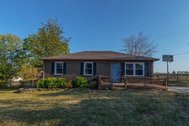 319 Thacker Dr unit 2, Wilmore, KY 40390 - photo 3