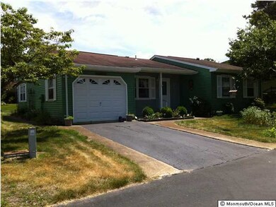 53 S Chestnut Ave, Whiting, NJ 08759 - photo 4