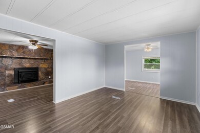 771 Alpine Dr, Sevierville, TN 37876 - photo 6