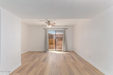 0004-04 Bloomfield 2049