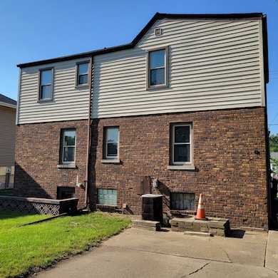 3622 Highway Ave, Highland, IN 46322 - photo 2