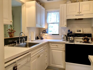 40 Oak Glen unit N, Yarmouth Port, MA 02675 - photo 7