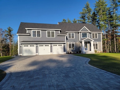 12 Zeland Dr, Dover, NH 03820 - photo 2