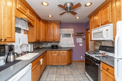 4. Kitchen 1