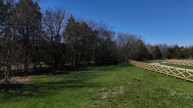 406A Harsh Ln, Castalian Springs, TN 37031 - photo 5