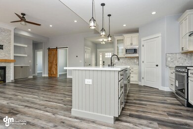 Kitchen_ELK04832-SMALL