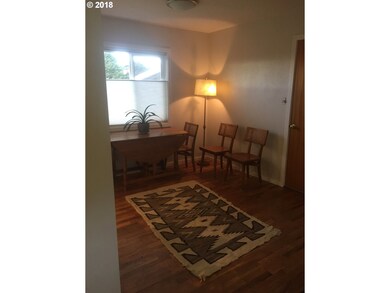 15 NE Nelson Dr, Pendleton, OR 97801 - photo 4