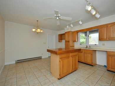 104 Shelly Dr, Hendersonville, NC 28792 - photo 5