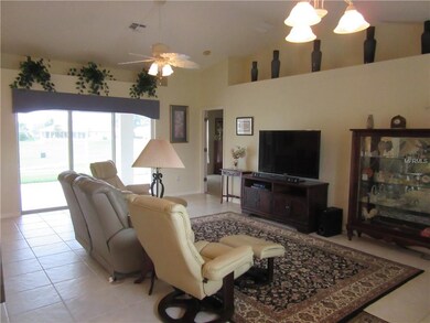 Great Room Pic#1
