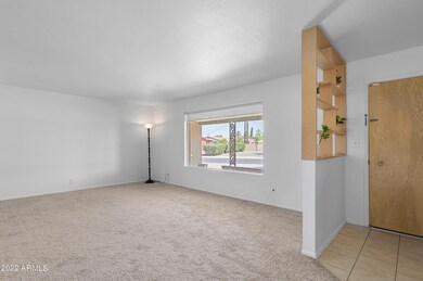 Foyer/Living Room