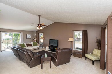 1361 Laforge St-05