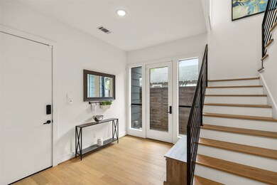 830 Aurora St, Houston, TX 77009 - photo 3