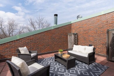 University Green unit 506, Cambridge, MA 02138 - photo 2