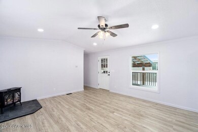 023-31735North8thAvenue-SpiritLake-ID-83