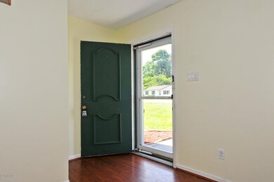 025 Foyer