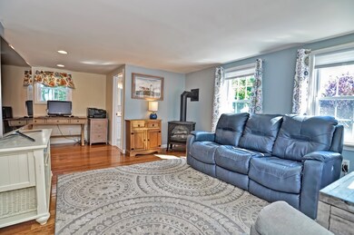 41 Main St, Upton, MA 01568 - photo 6