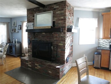 18 Vandewater St, Providence, RI 02908 - photo 5