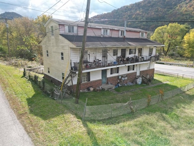 10073 E Dupont Ave, London, WV 25126 - photo 4