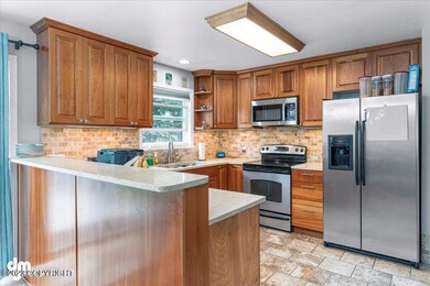 10-Kitchen_ELI02309