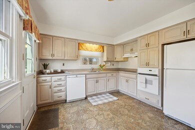 5 Chestnut Rd, Newtown Square, PA 19073 - photo 6