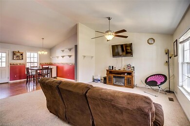 3389 Marathon Dr, Asheboro, NC 27205 - photo 3