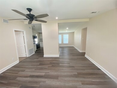 4501 Westwood Ln, Manvel, TX 77578 - photo 4