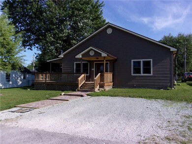 1927 N E St, Elwood, IN 46036 - photo 2