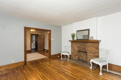 379 E Kelso 2