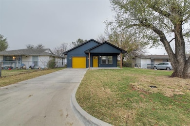 913 SE 43rd St, Oklahoma City, OK 73129 - photo 2