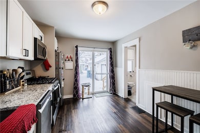 210 Hampden Rd, Rochester, NY 14610 - photo 4