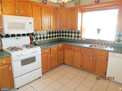 3822 Albemarle Ave, Drexel Hill, PA 19026 - photo 6