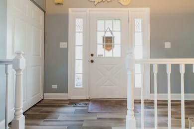 202 College Crossing unit 162, Rolling Meadows, IL 60008 - photo 2