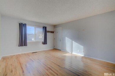 164 Gault Way unit NV, Sparks, NV 89431 - photo 2