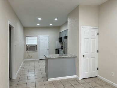 3357 Frick Rd unit 5, Houston, TX 77086 - photo 3