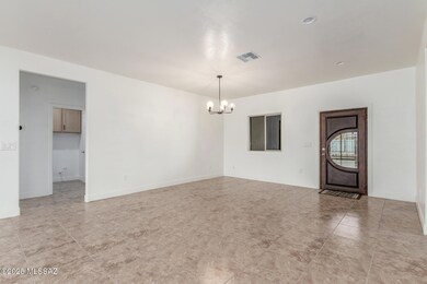 12636 N Hendricks Dr, Marana, AZ 85653 - photo 5