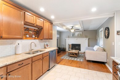 2210 Steeplechase Dr-20