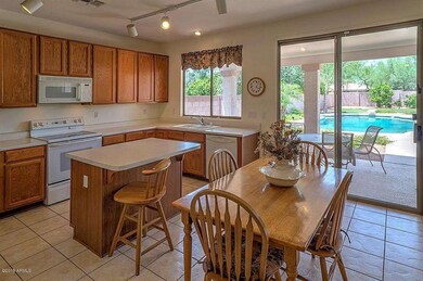 Kitchen & Casual Dining