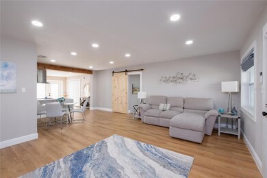 4222 W Bay Vista Ave, Tampa, FL 33611 - photo 7