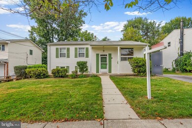 4717 Mercury Dr, Rockville, MD 20853 - photo 2