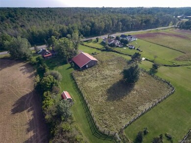 10370 Greiner Rd, Clarence, NY 14031 - photo 5