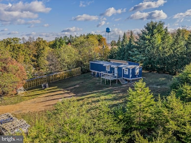 49 Maggie's Ln, Berkeley Springs, WV 25411 - photo 3