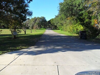 15047 Antonio Dr unit 1, Helotes, TX 78023 - photo 2