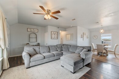 148 Blue Ridge Dr, Weatherford, TX 76088 - photo 4