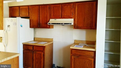 7030 Palamar Terrace, Lanham, MD 20706 - photo 3